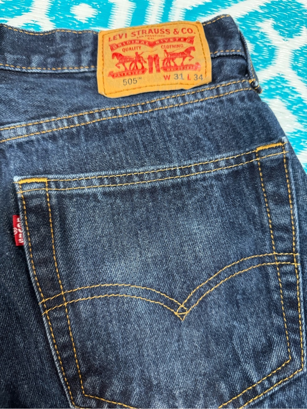 Levi’s 505 Men’s Jeans 31x34 Regular Fit Straight Leg Dark Wash Blue Denim - Picture 9 of 9